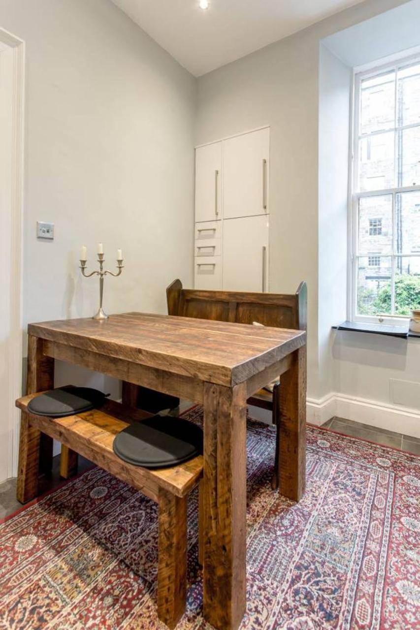 Joivy Converted Flat In Historic Building In New Town EDI Kültér fotó